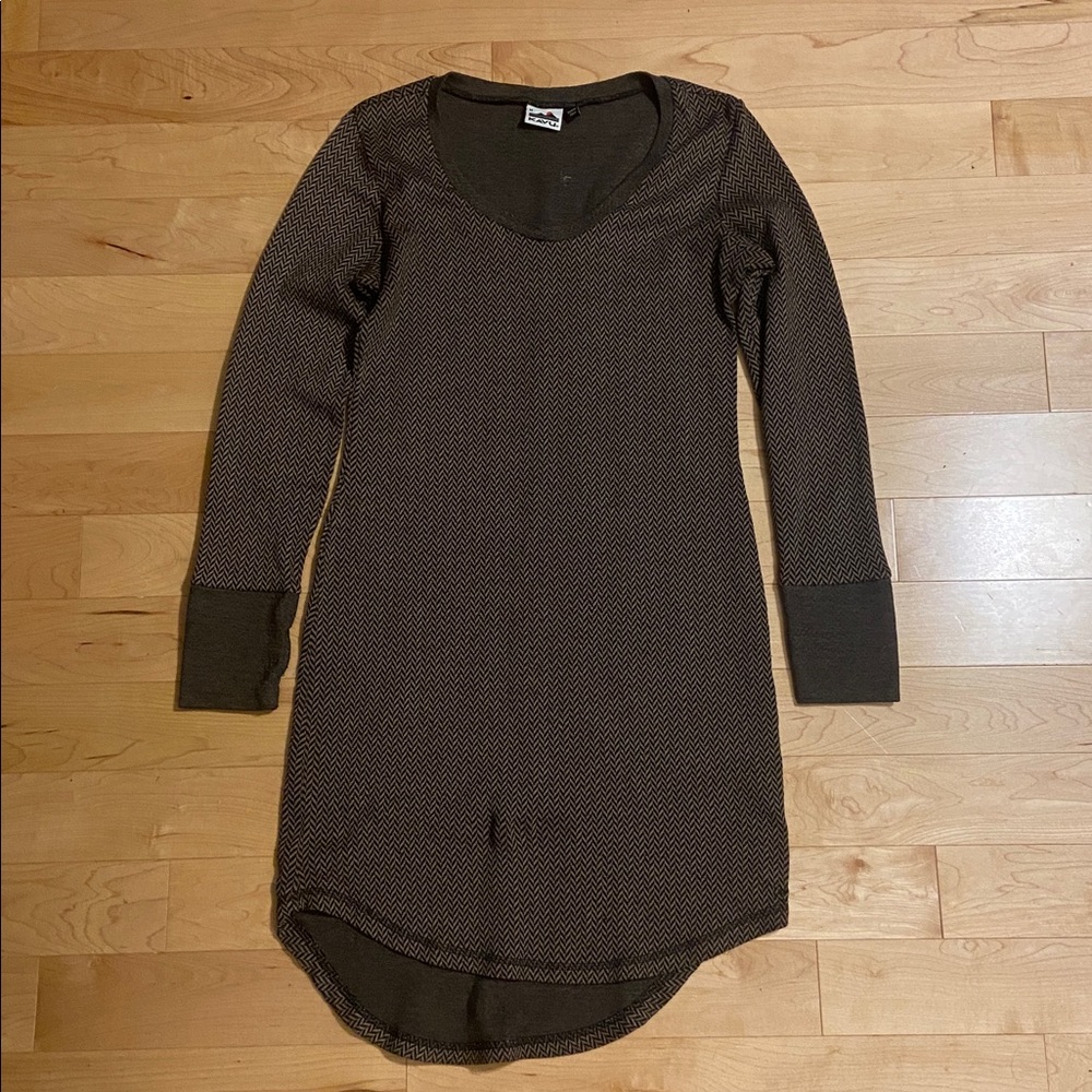 Kavu Black and Tan Knit Dress